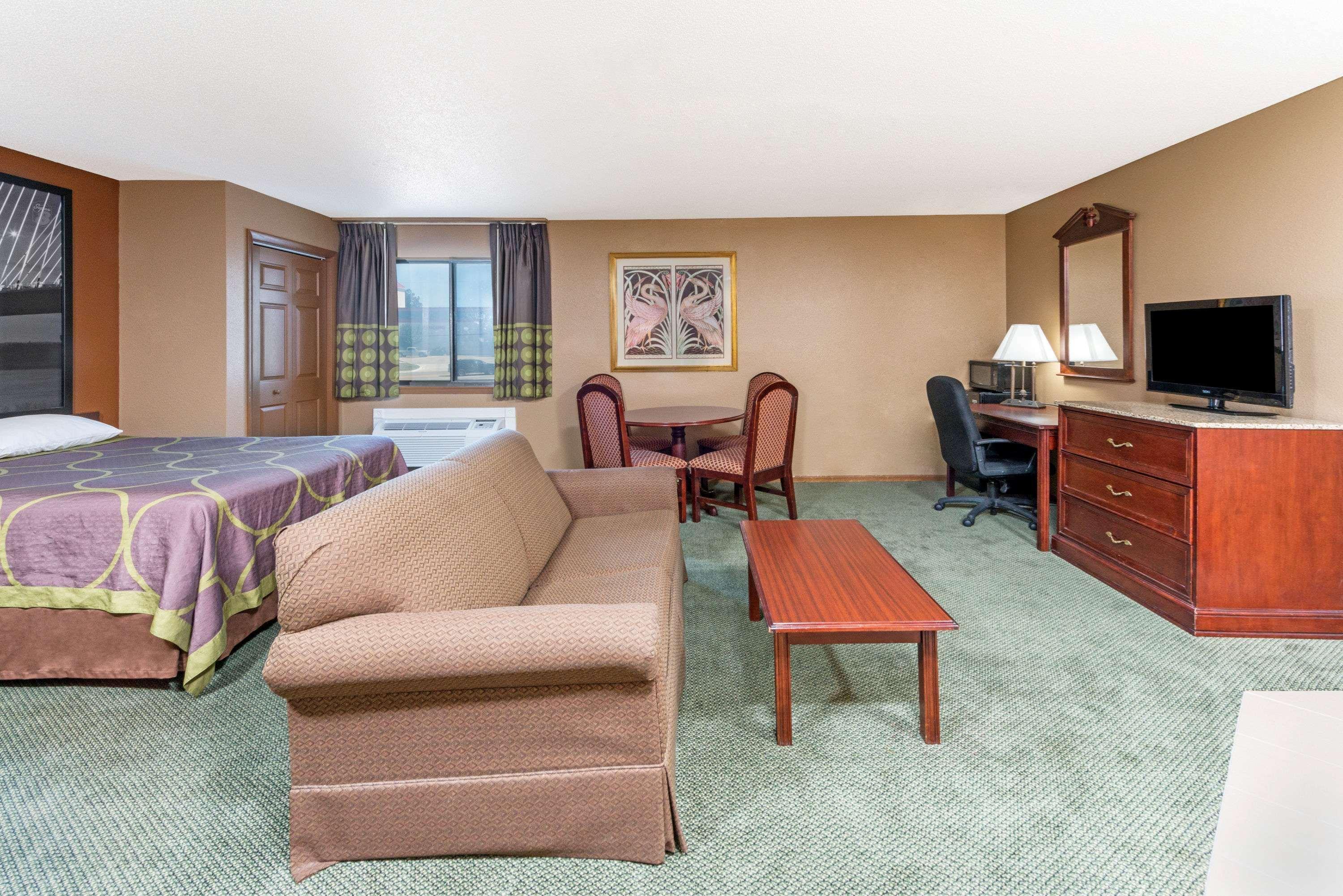 Отель Super 8 By Wyndham Poplar Bluff Missouri Экстерьер фото